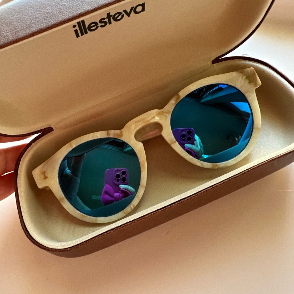 İllesteva sunglasses